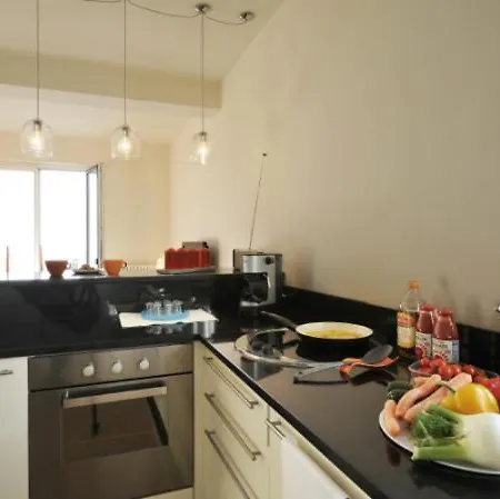 Apartamento Sleeps 5 Pool Air Con *
