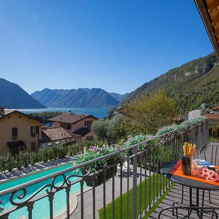 Sleeps 5 Pool Air Con Apartamento *